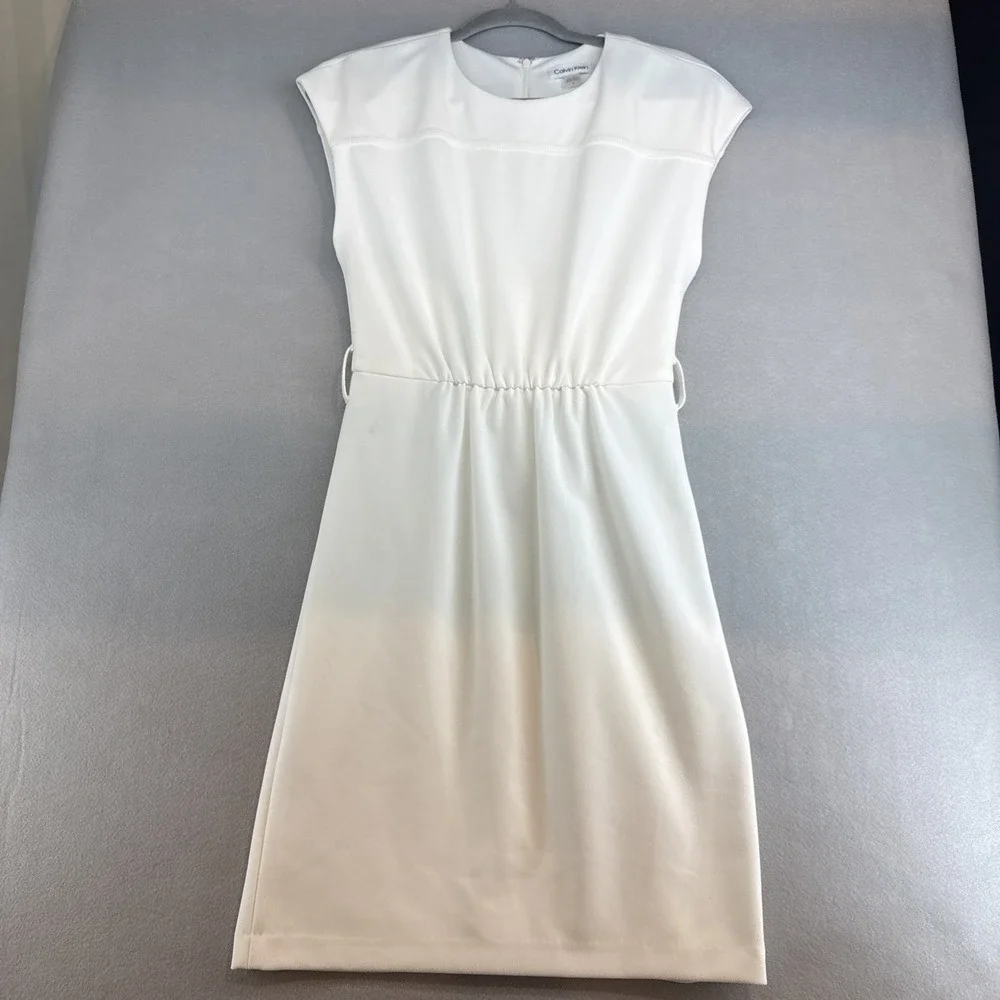 Calvin Klein Dress Size 4, Sleeveless, Missing belt